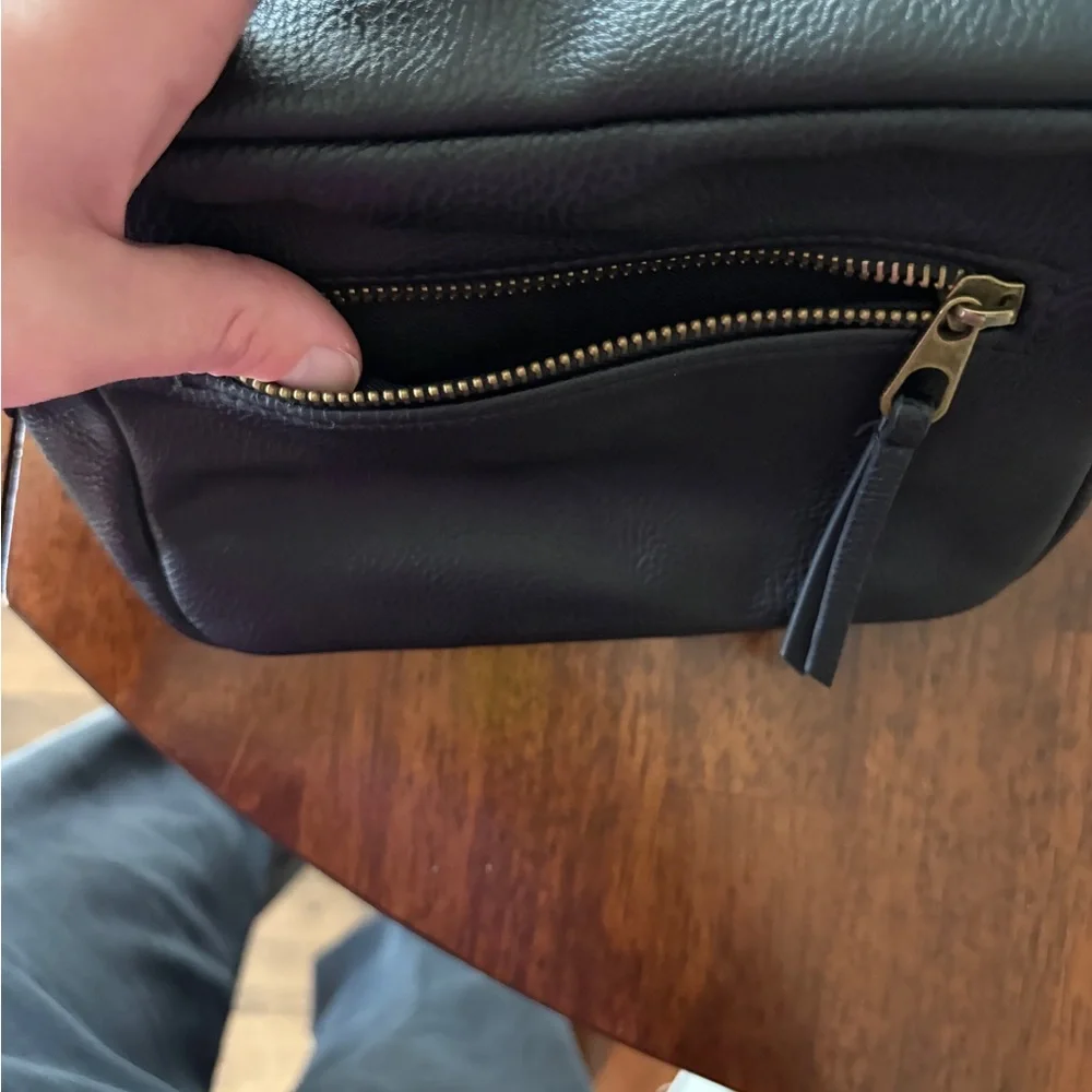 Universal Thread Black Crossbody Bag with Striped Strap - Picture 4 of 5